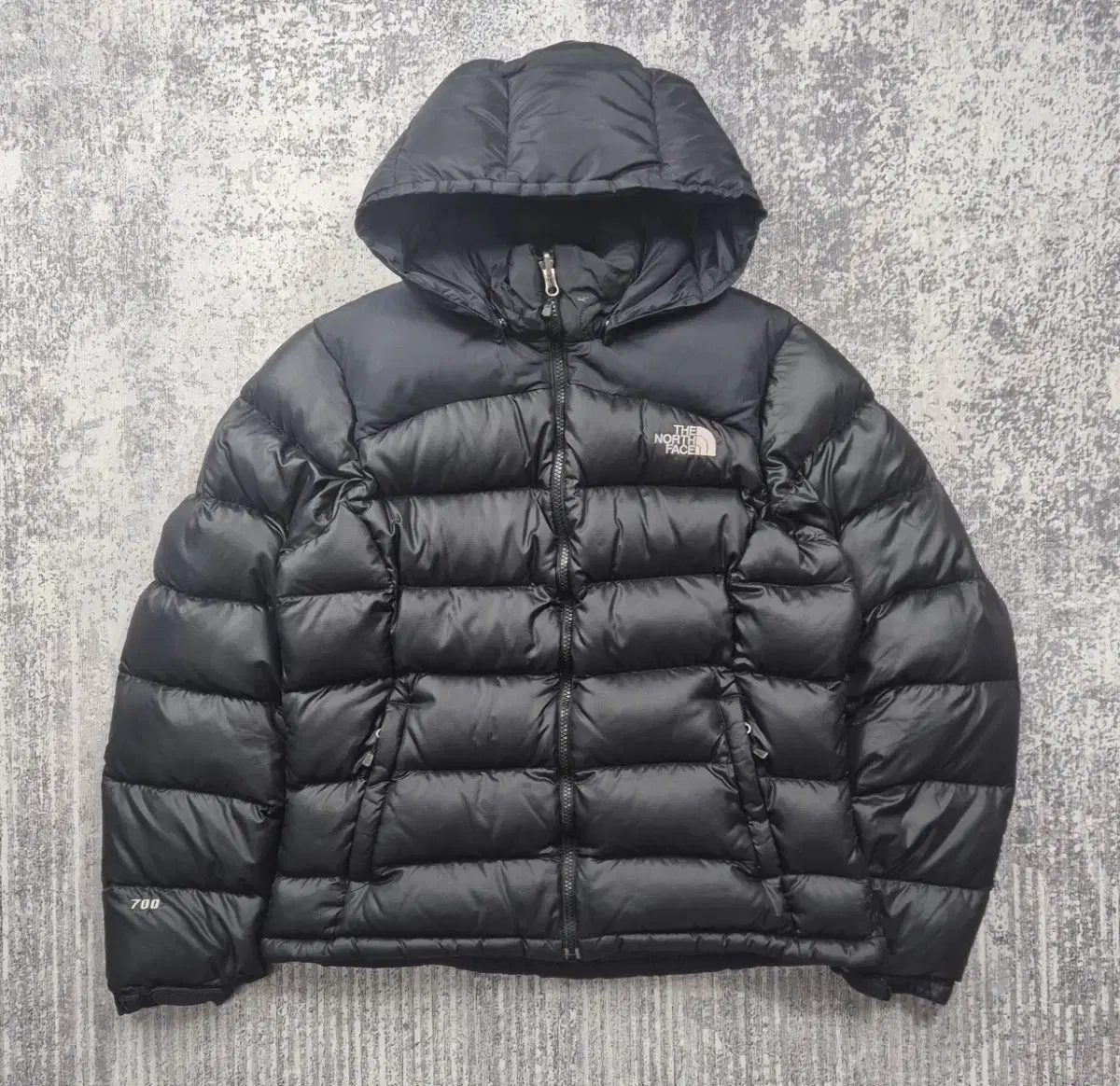 The North Face 700 Black Hooded Padding