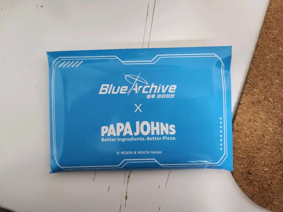 One (1) Bloo Archive Papa John's Photo Card (unused/unsealed).