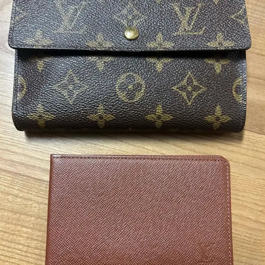 루이비통  정품 Louis Vuitton 포르테 모네 시트 캔버스 지갑