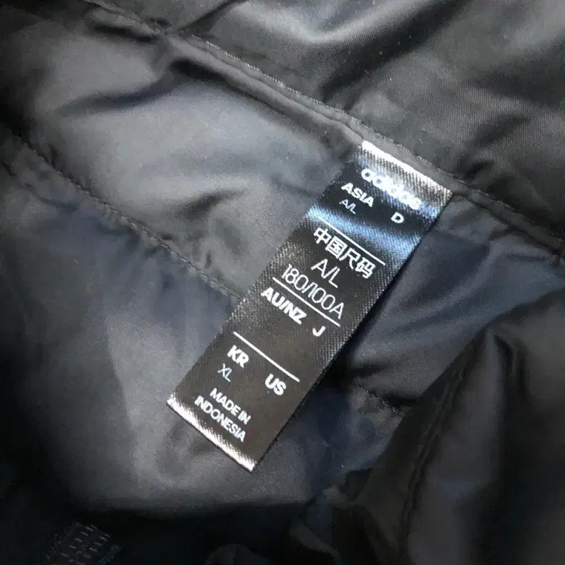 XL ADIDAS 아디다스 삼선 경량 패딩 A00358