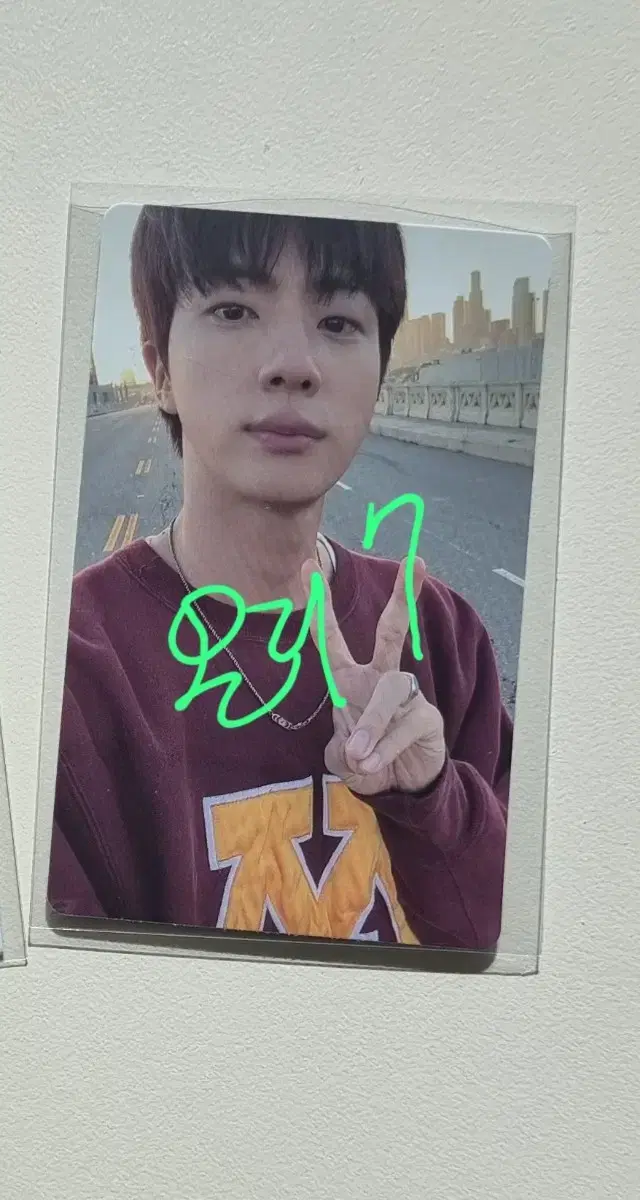 Bangtan Seokjin JIN HAPPY pop up luckydraw photocard