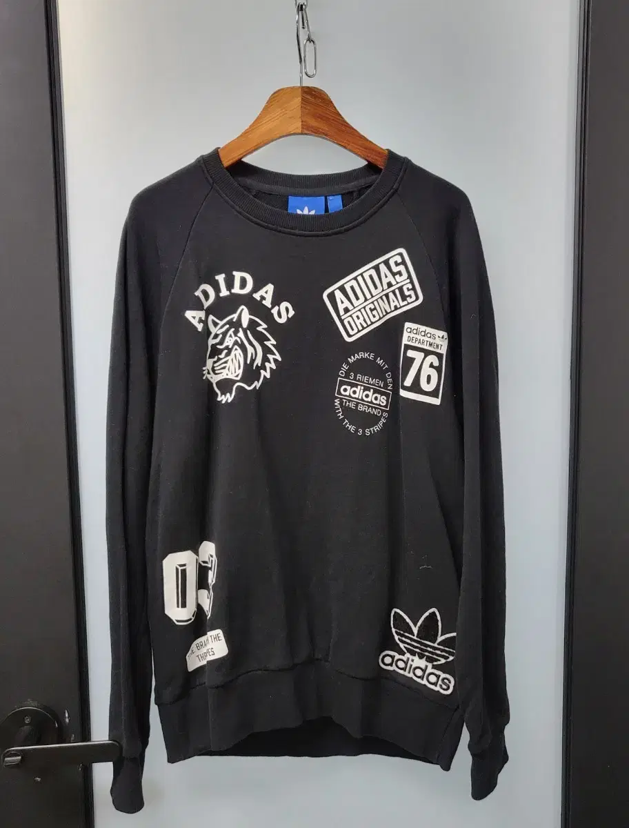 Adidas Logo Crew Sweatshirt