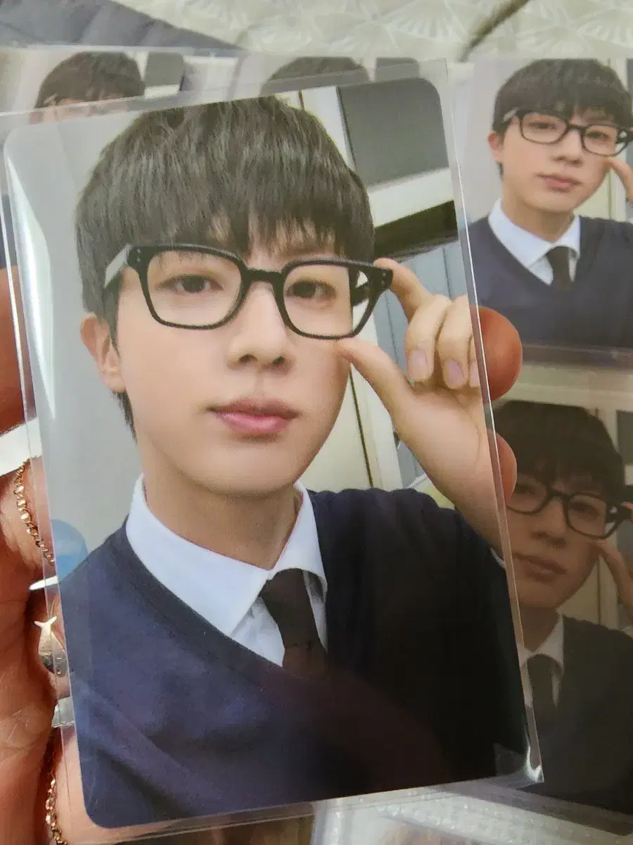 Bangtan jin hapoyalbumearlybirdphotocardglasses