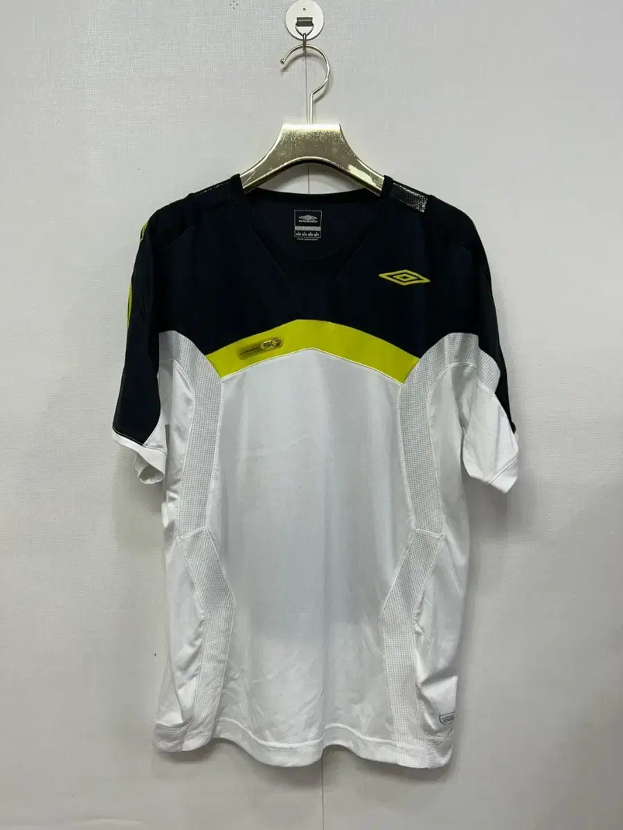 Umbro T-shirt