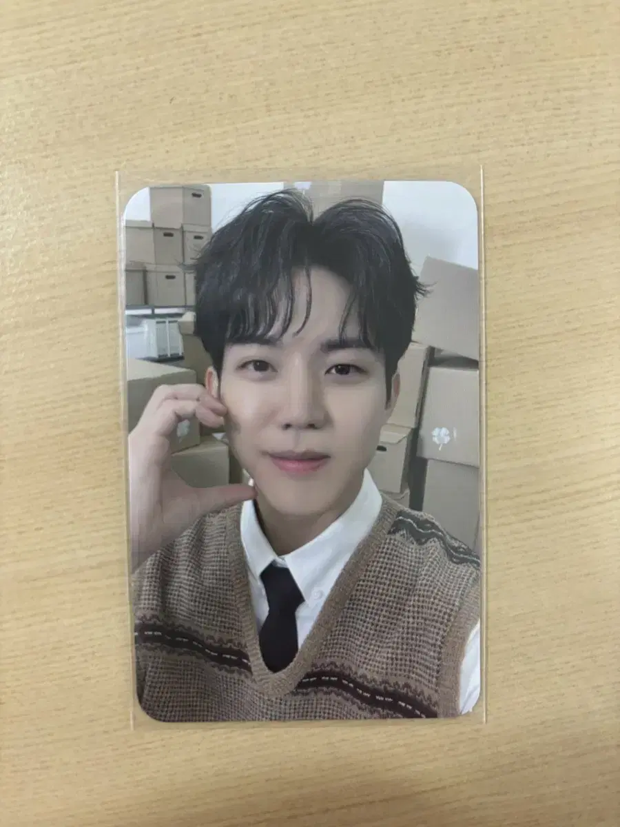 Day 6 Dawn Klon Photocard