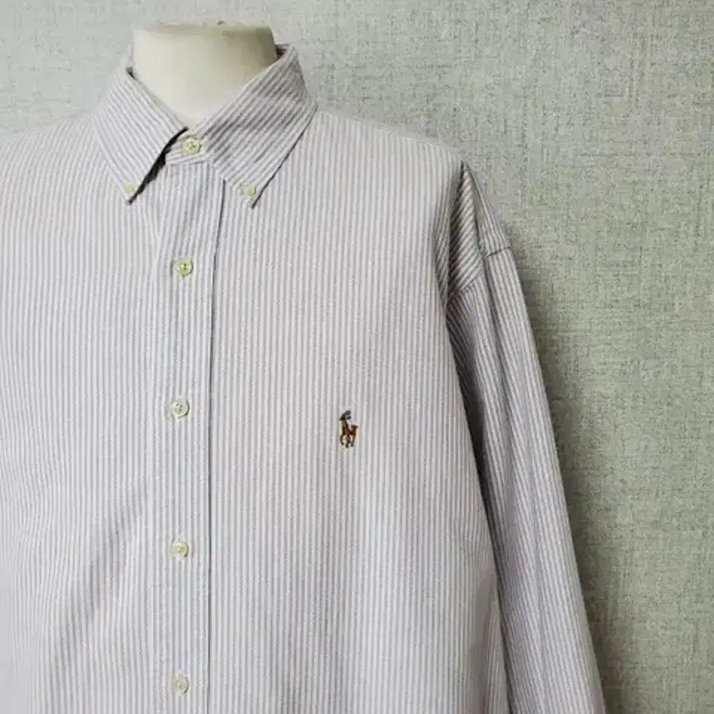 Genuine XL Polo Ralph Lauren shirt. (cw444)