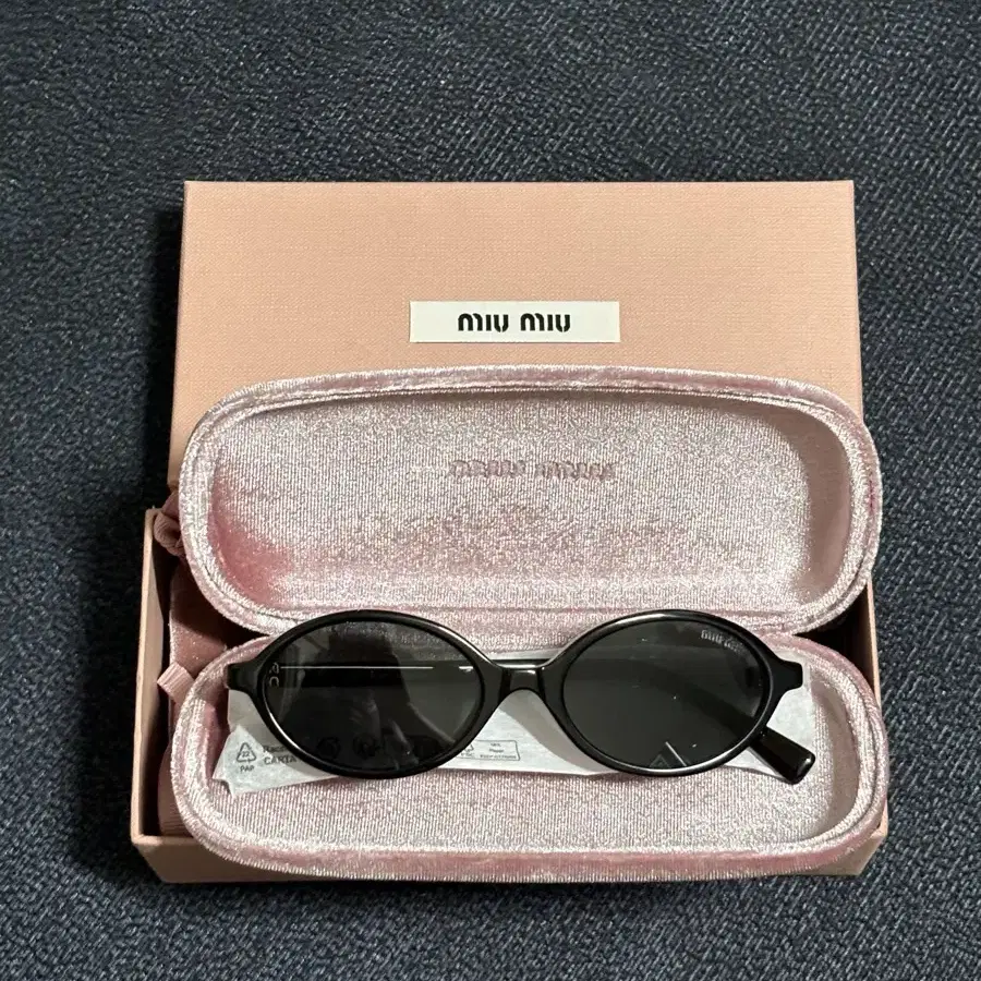 미우미우 리가드 선글라스/안경 Miu Miu Regard Sunglass