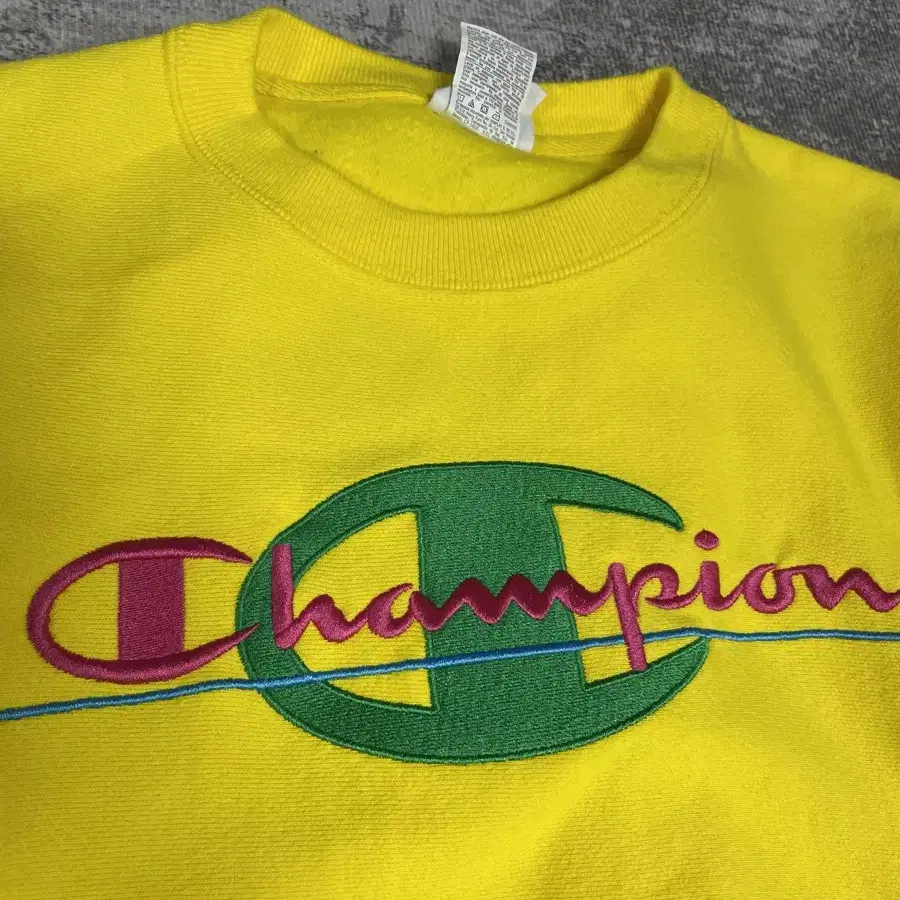 90s vintage Champion