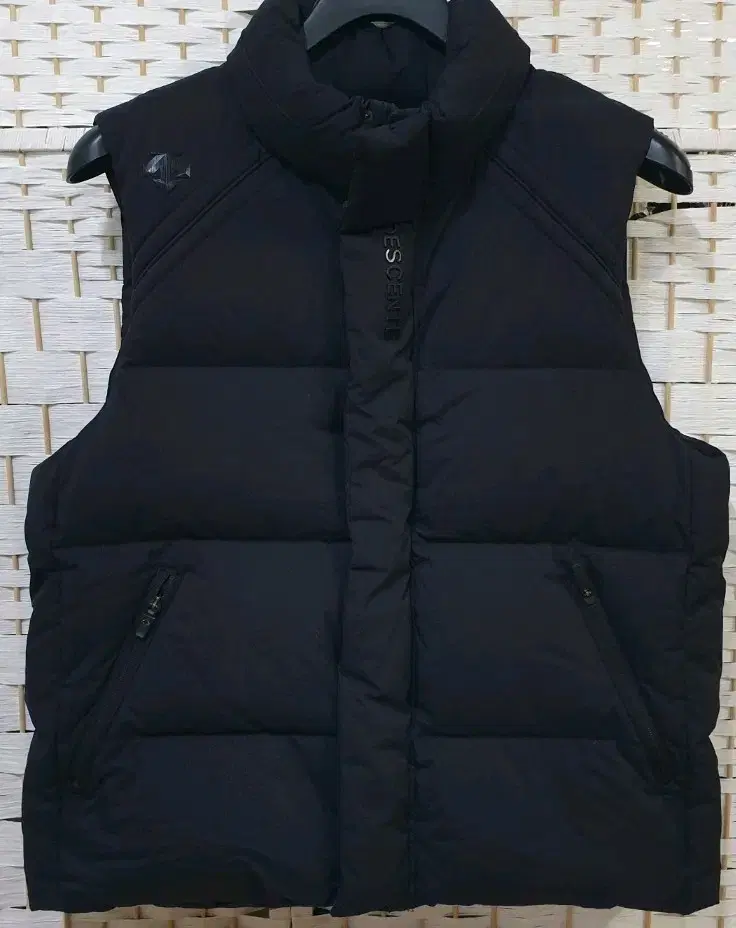 (0671) Descent Duck Down Padded Vest 95 M