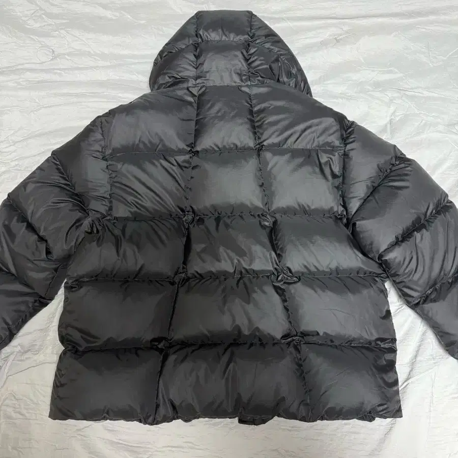 노클 (Nocle) 숏패딩 / Trapezoid Down Jacket