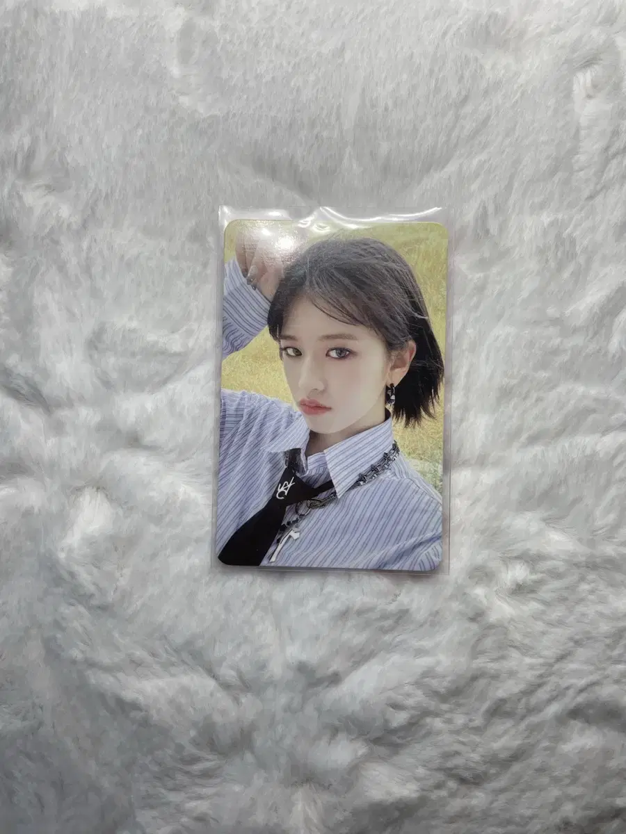 ive yujin mein unreleased photocard wts