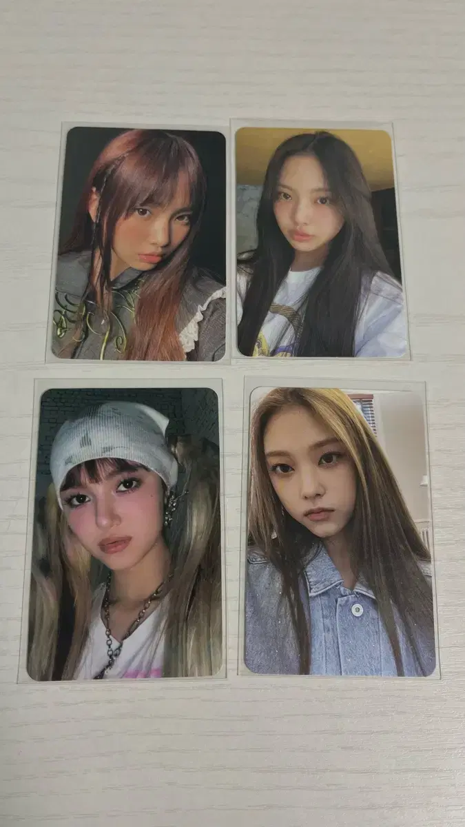 New Jeans Hyarin hyein danielle photocard Bulk