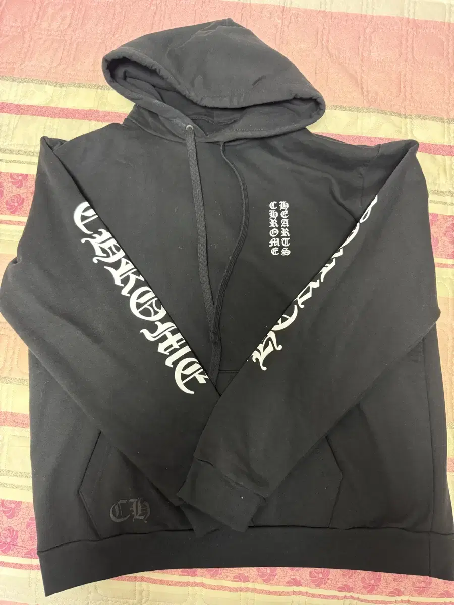 Chrome Hearts Vertical Logo Hoodie L