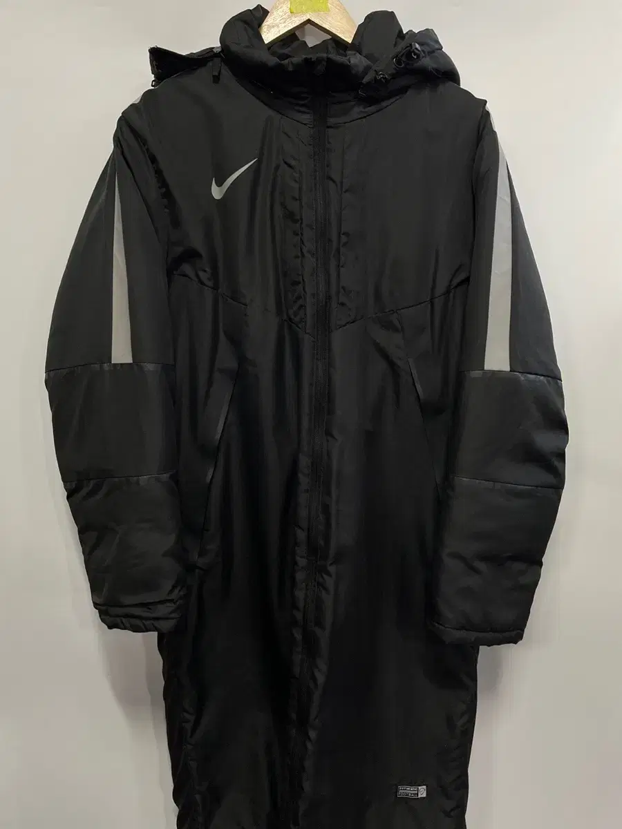 [Authentic/XL] Nike Swoosh Sideline Black Field Long Sleeve