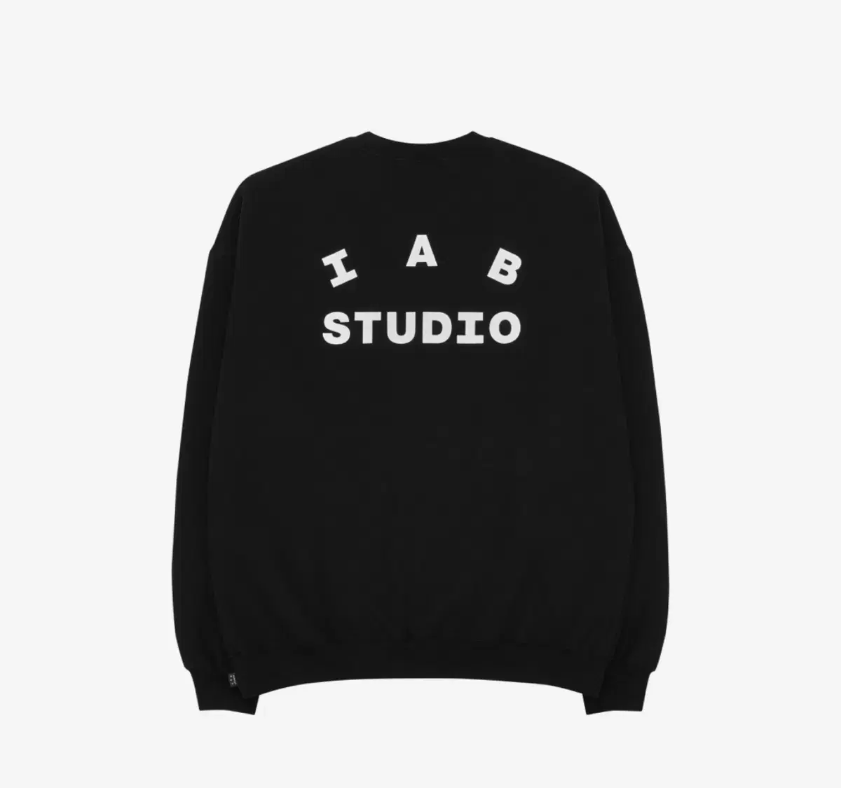 (NEW) iApp Studio Man-to-Man Black L