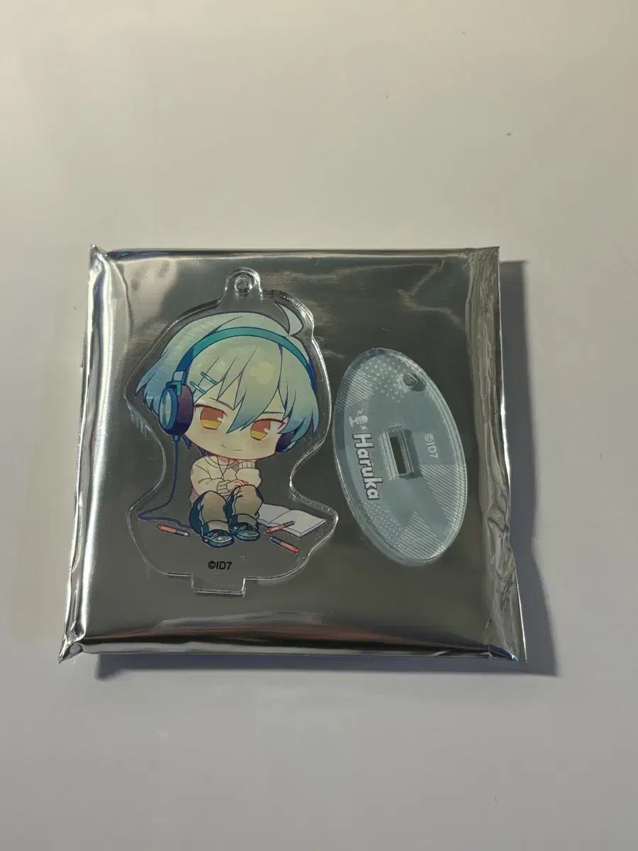 Ainana Haruka Zuur Radio Station acrylic keyring Stand