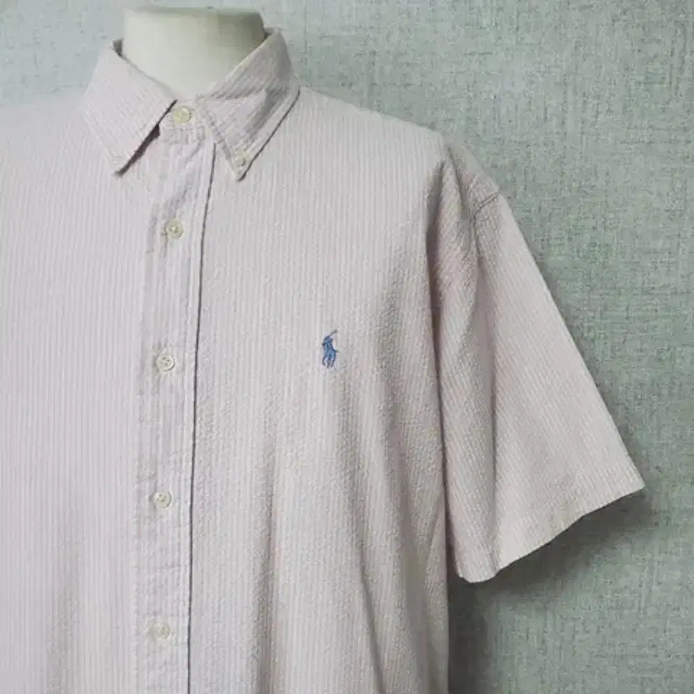 Genuine XL Polo Ralph Lauren short sleeve shirt. (cw535)