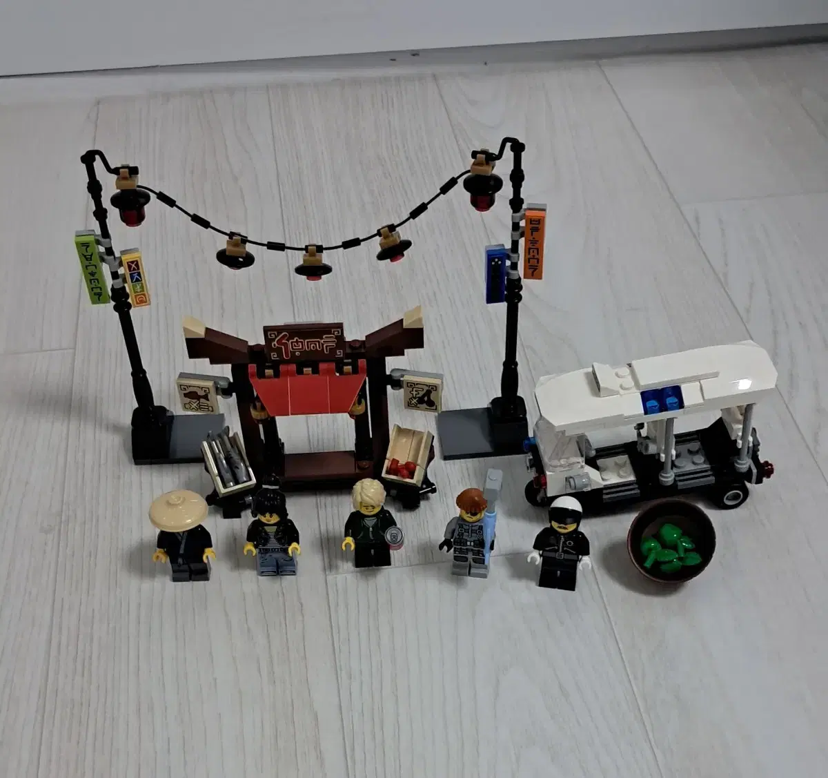 (Genuine) LEGO NINJAGO MOVIE 70607 for sale