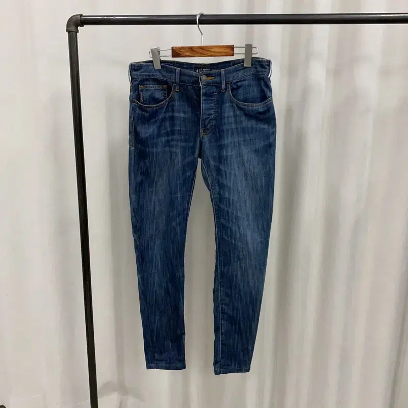 Almani Skinny Fit Denim Jeans 32" A06983