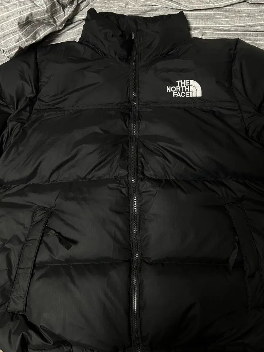 The North Face Black Matte Knopsie XL New