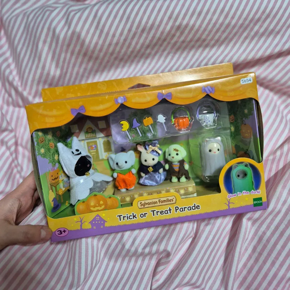 Sylvanian Halloween Parade Set