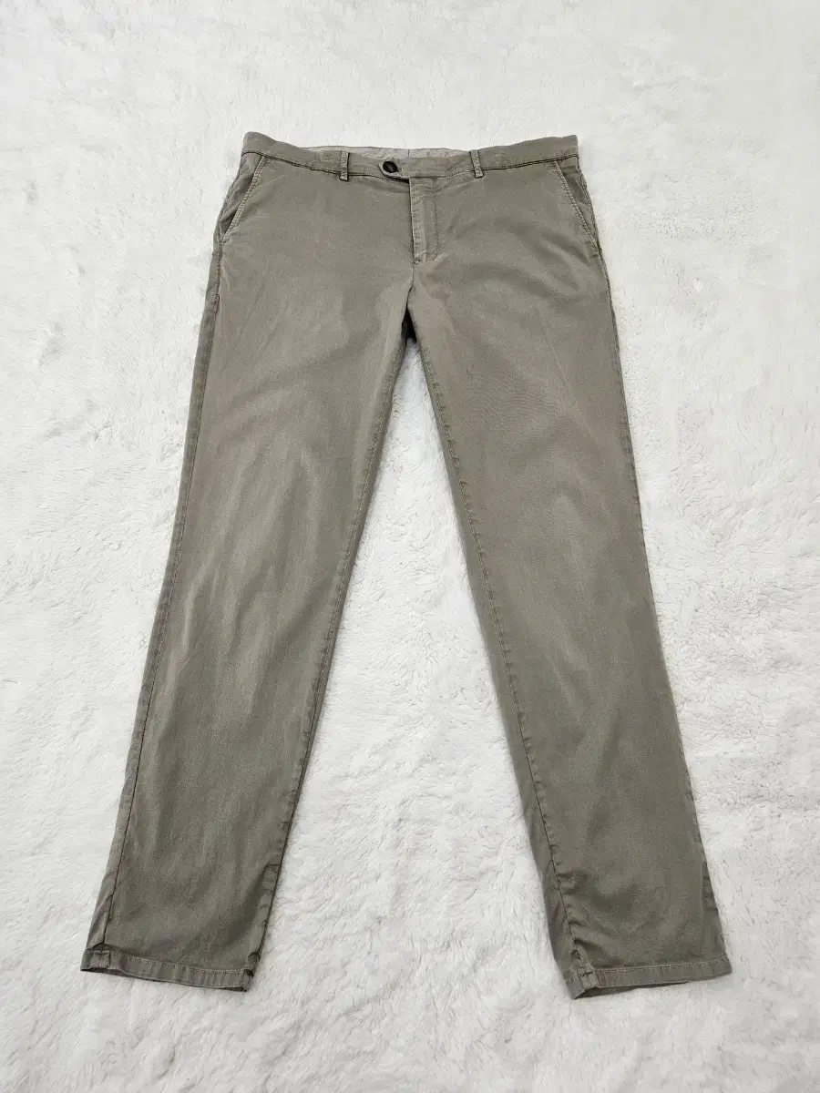 Brunello Cucinelli Traditional Fit Chino Trousers