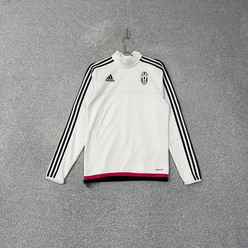 adidas Juventus T-Shirt Long Sleeve Football Tee 90