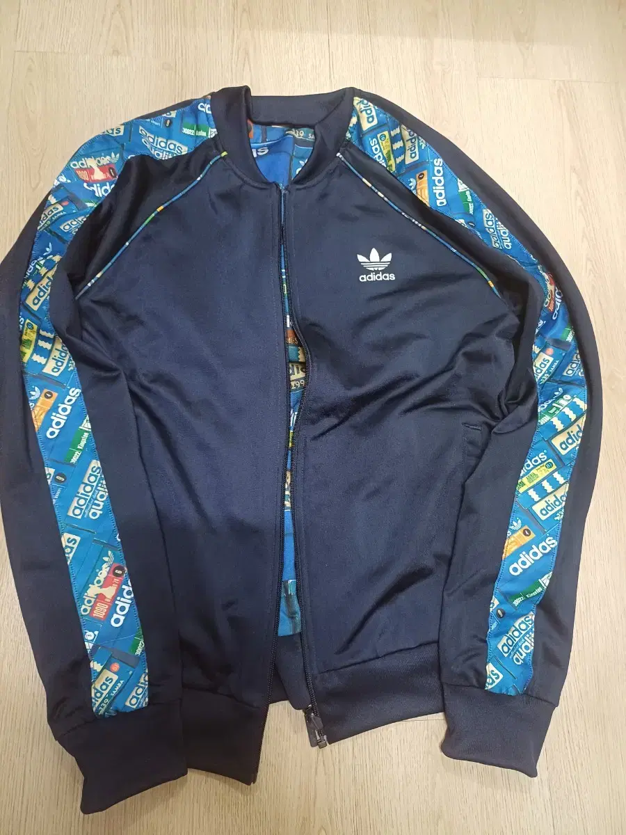 [105] Reversible Adidas Navy Jersey Tacpo