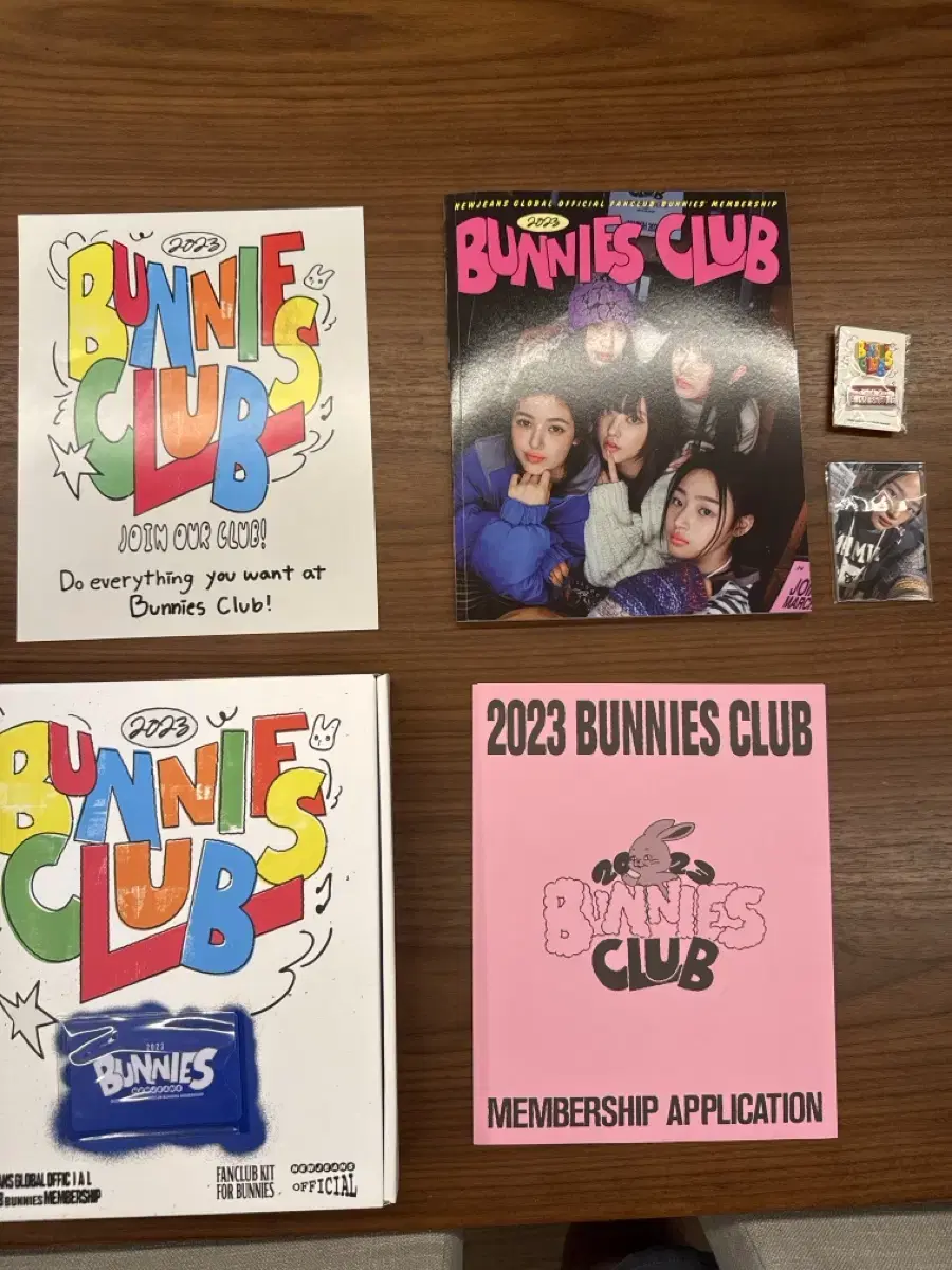 2023 Bunnies Club Kit + Photo Card