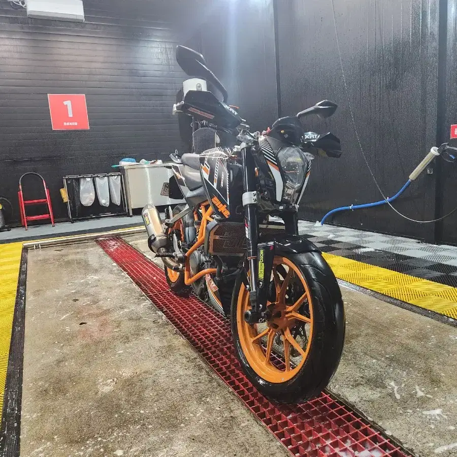 2014 KTM Duke390