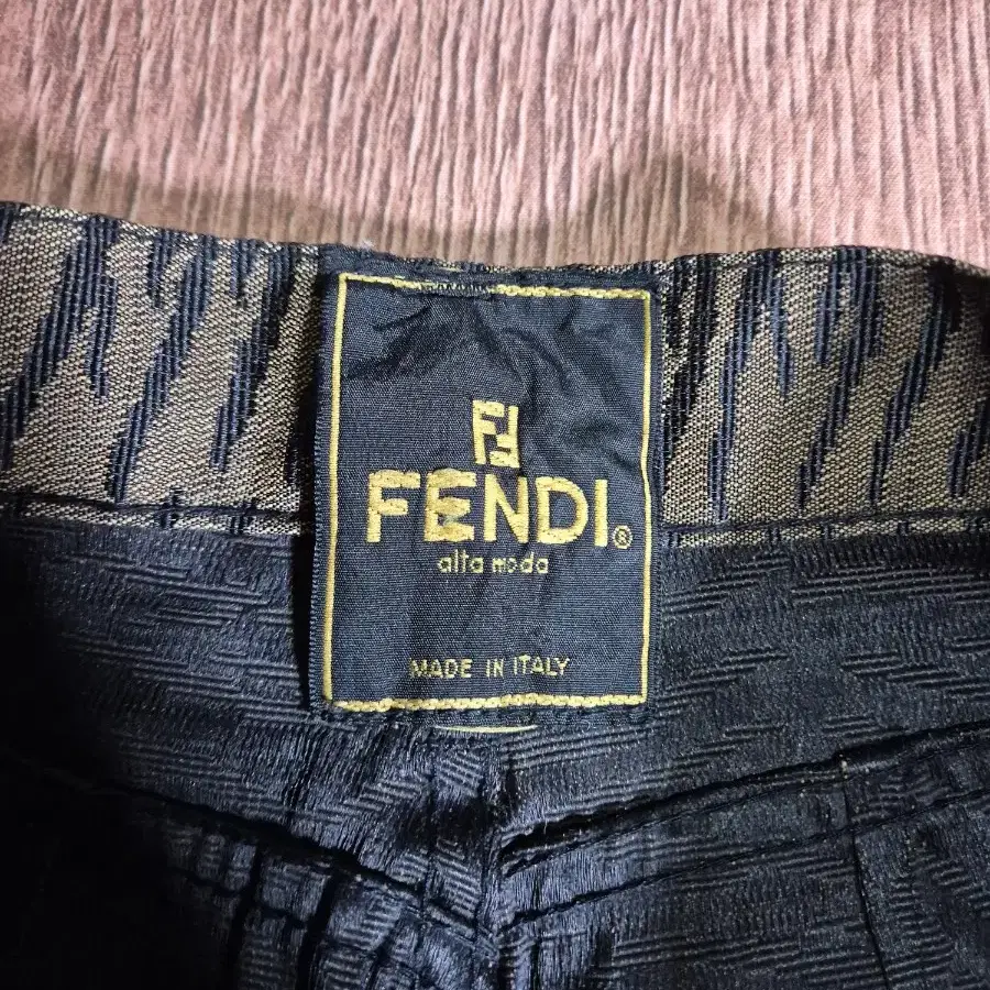 Fendi 펜디 타이거 스트라이프 부츠컷 팬츠 Italy Made