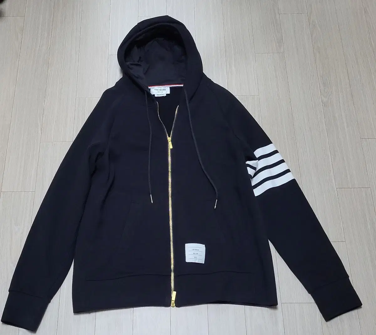 Thom Browne Men's Black Hooded Zip-Up Size 5