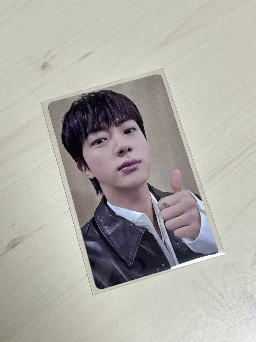 BTS jin HAPPY showcase live online pre-order benefit photocard