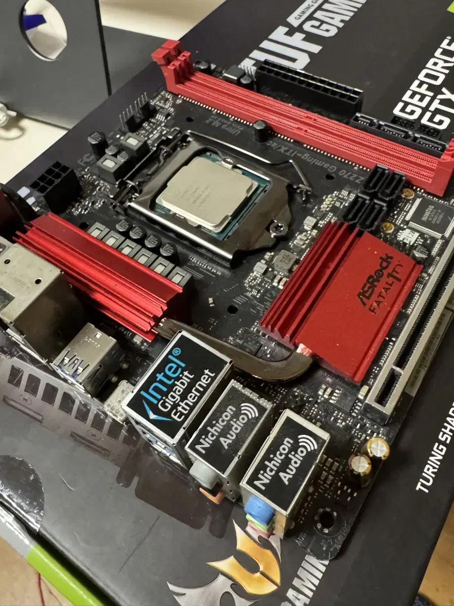 i7 7700k + Z270 Gaming-ITX/ac(일부기능제한)