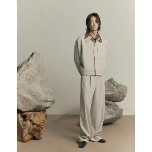 쿠어 20fw 울 와이드 슬랙스 크림