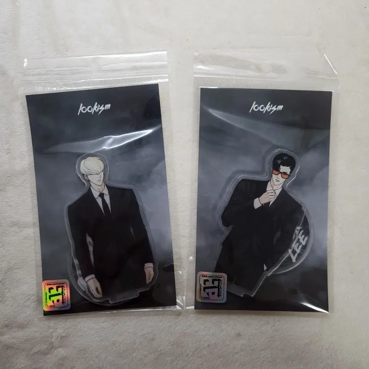 Outside shareholder Hong Jae-yeol Jinsung Lee Suit acrylic stand Transferred to WTS