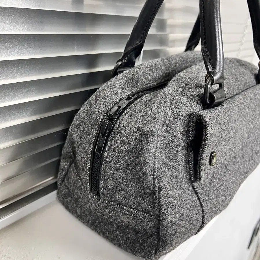 PORTER - TWEED WOOL SHOULDER BAG 포터 숄더백