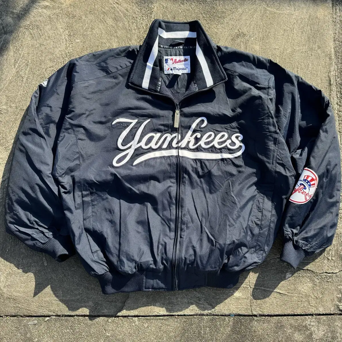 [L-XL] Majestic New York Yankees Star Jean Jacket