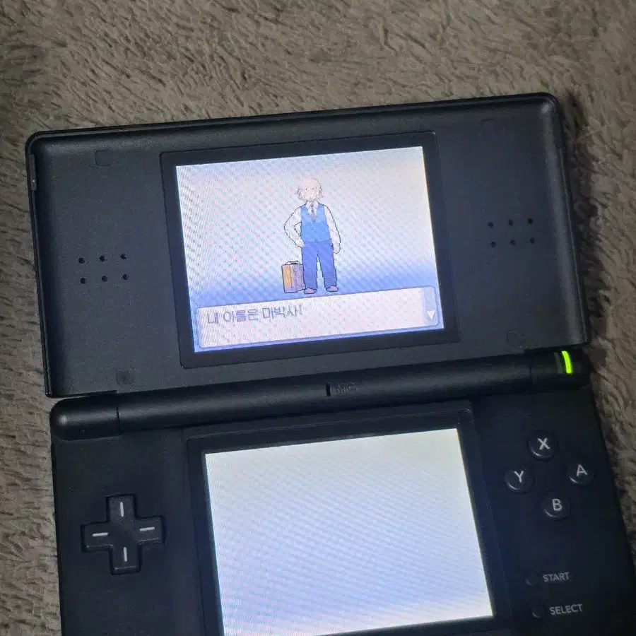 닌텐도 DS lite 블랙 , 250종 게임 (R4) 상태 s급