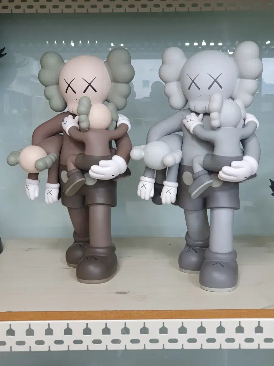 KAWS 카우스 피규어(실사진)