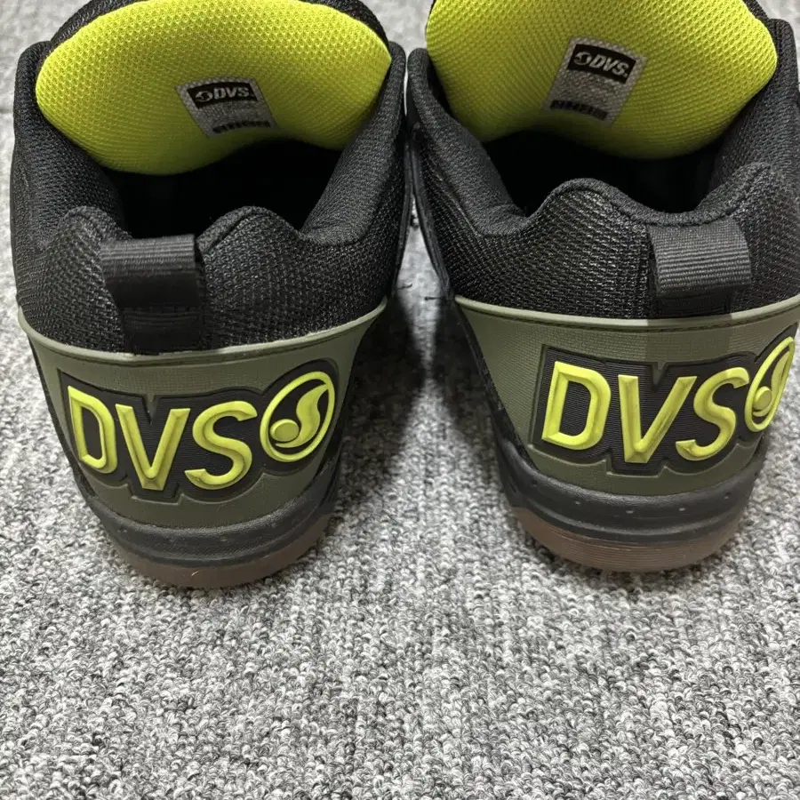 dvs 스케이트 보드화 뚱신