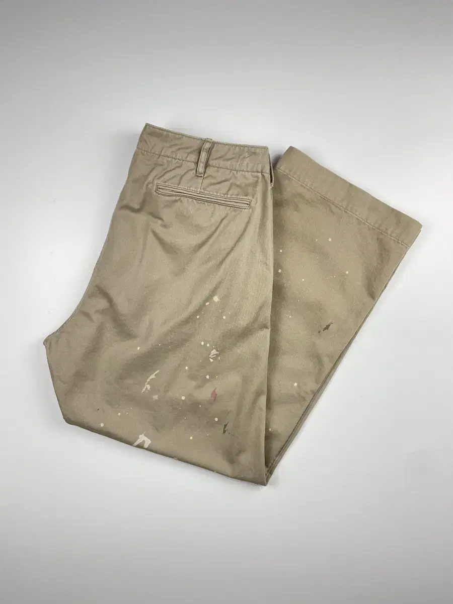 (32) Beams Painting Military Chino Pants Khaki