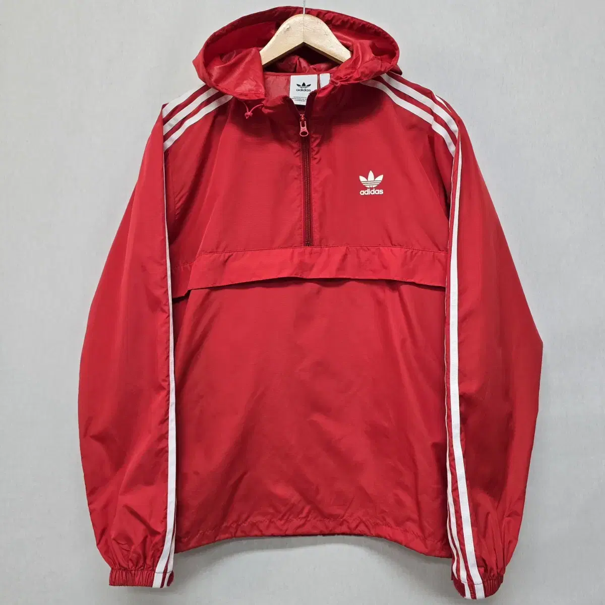 adidas Pullover Windbreaker size L (100)