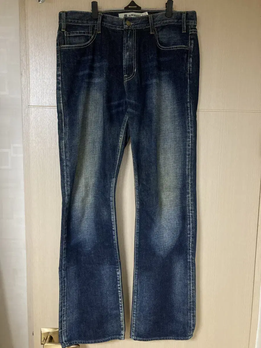 Gap Slim Bootcut 36