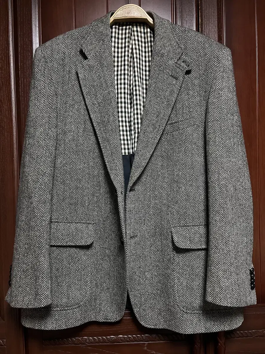 (Menswear) Ralph Lauren Herringbone Jacket with Leather Patch on Elbow