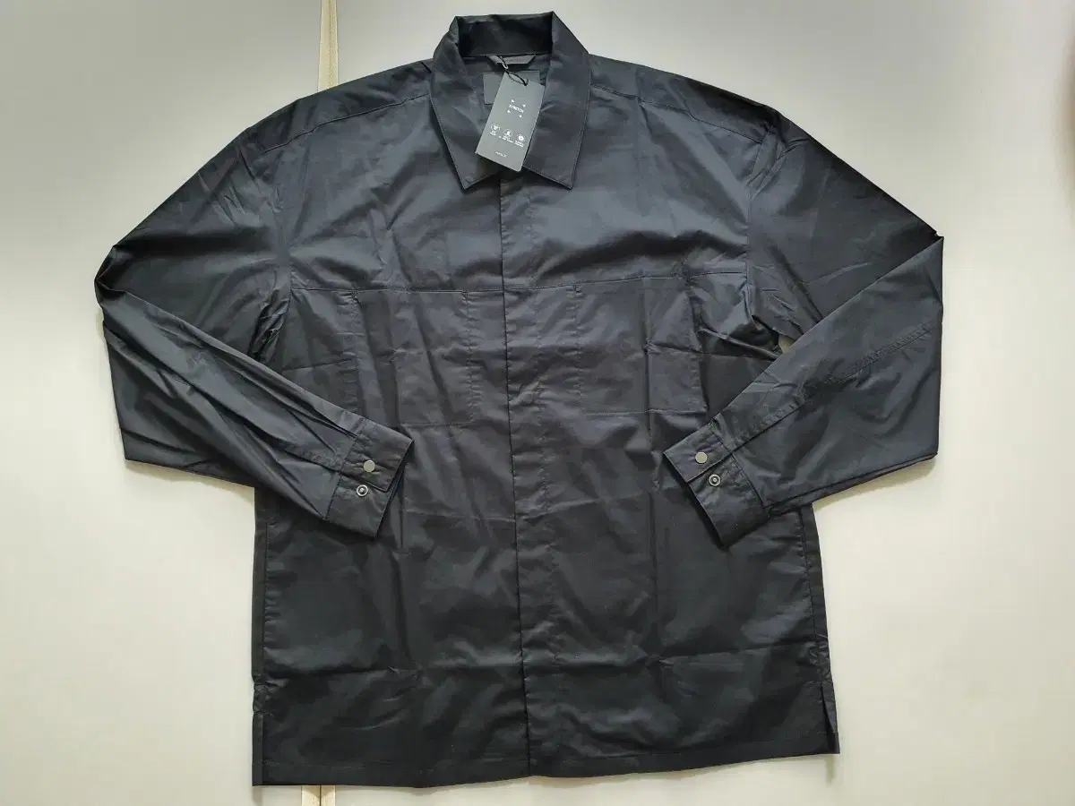 ANDZ Outerst Casual shirtBlack color95 sizeNew