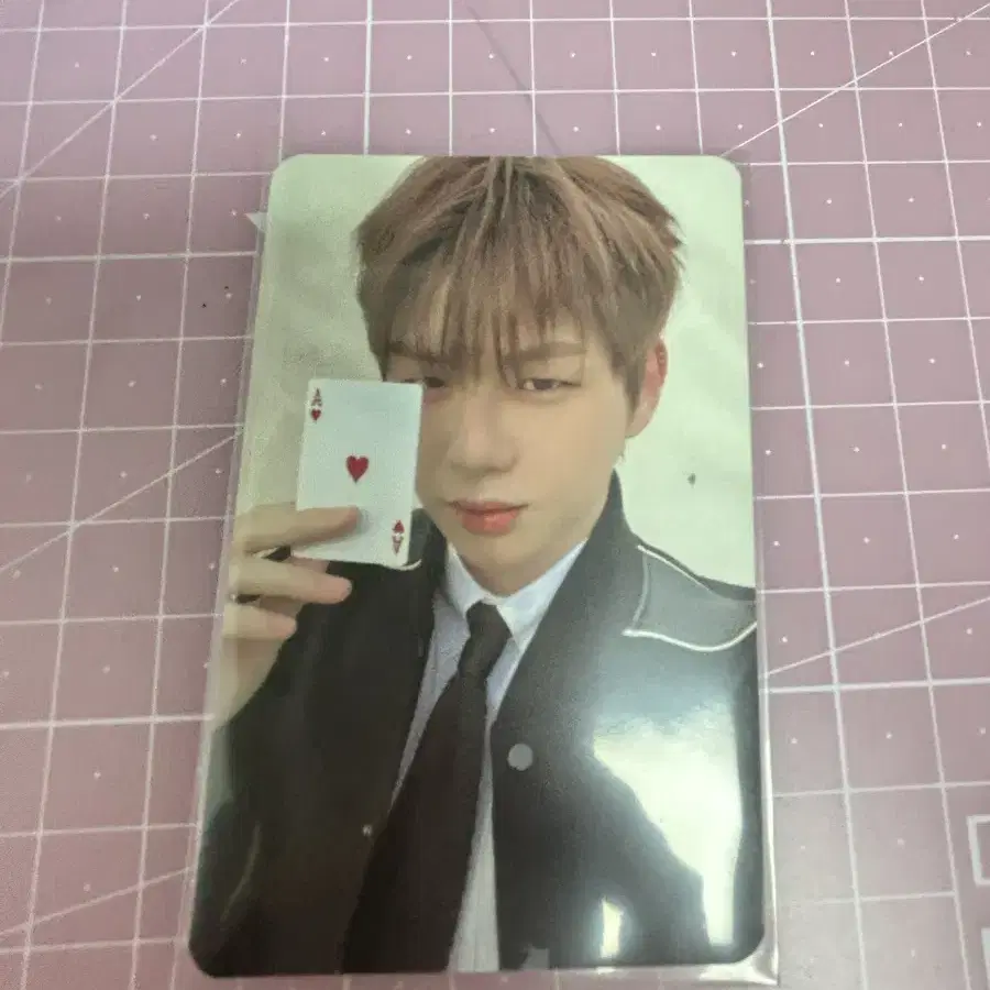 강다니엘 포카