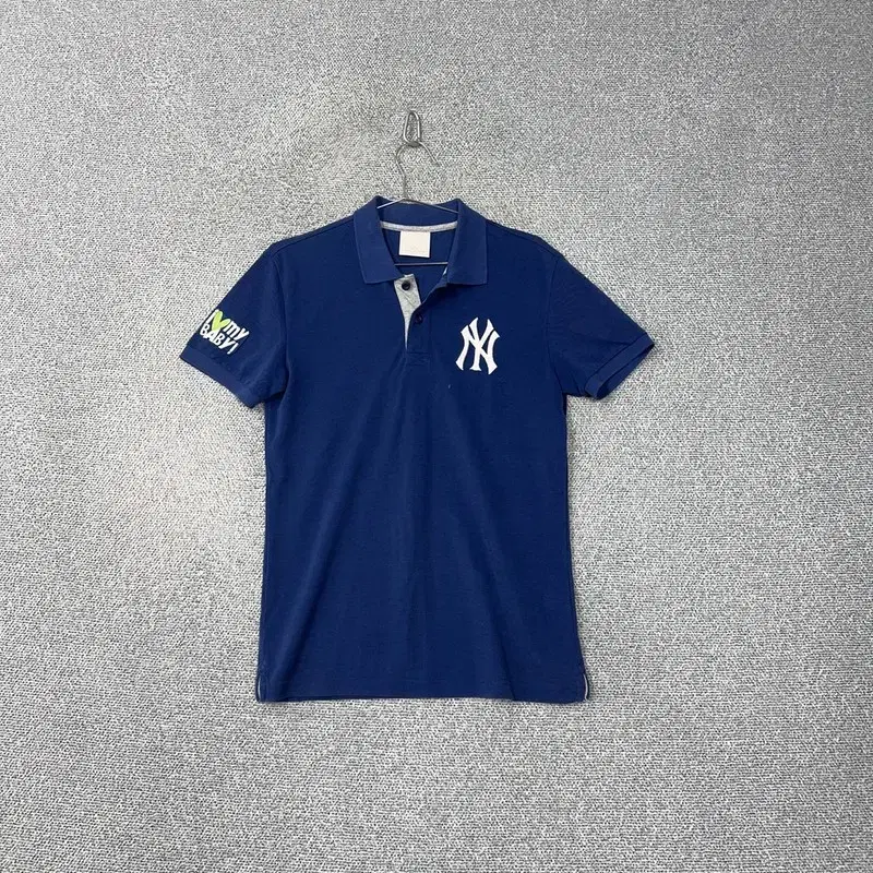 MLB New York Yankees Big Logo Short Sleeve Karati 95