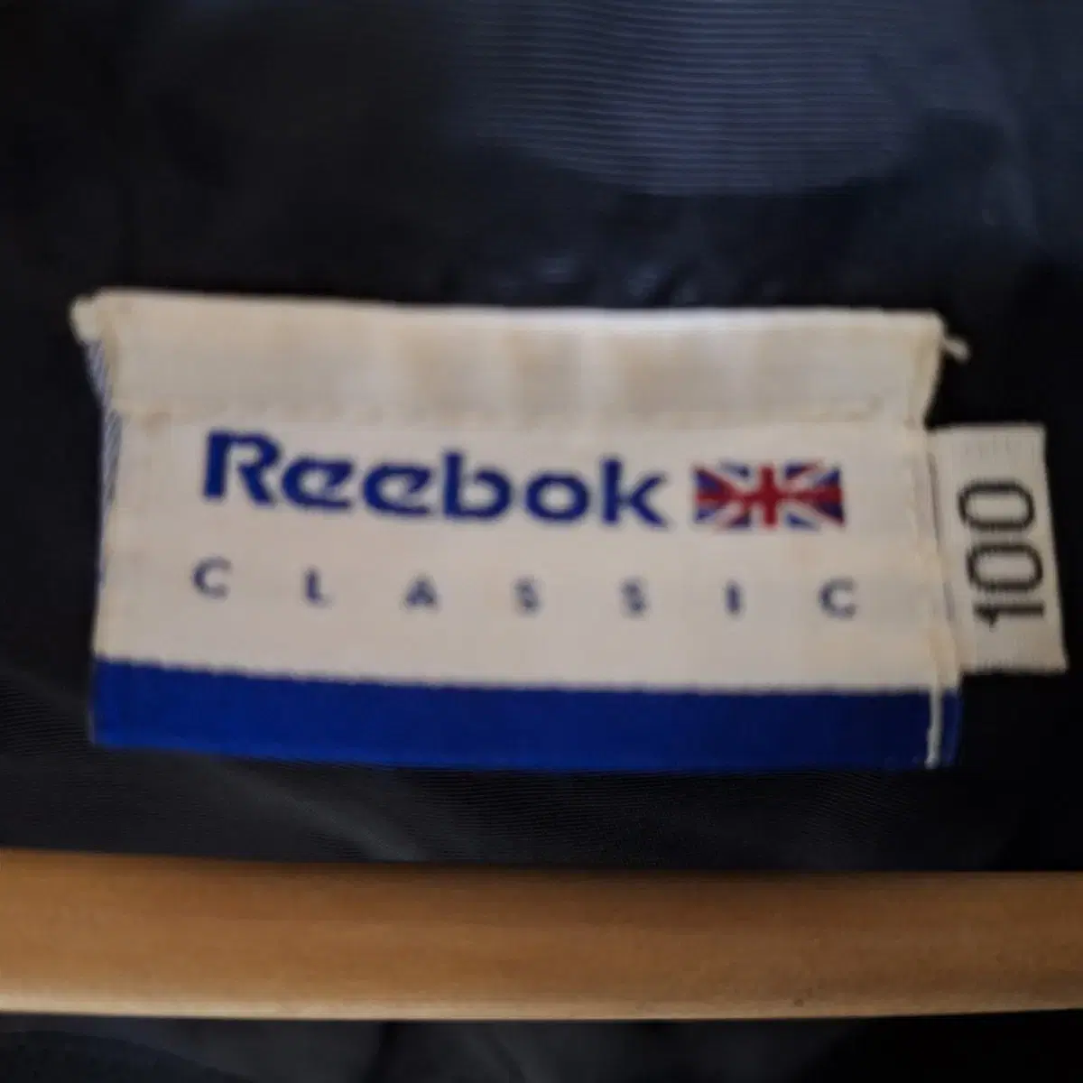 # Reebok CLASSIC(100)