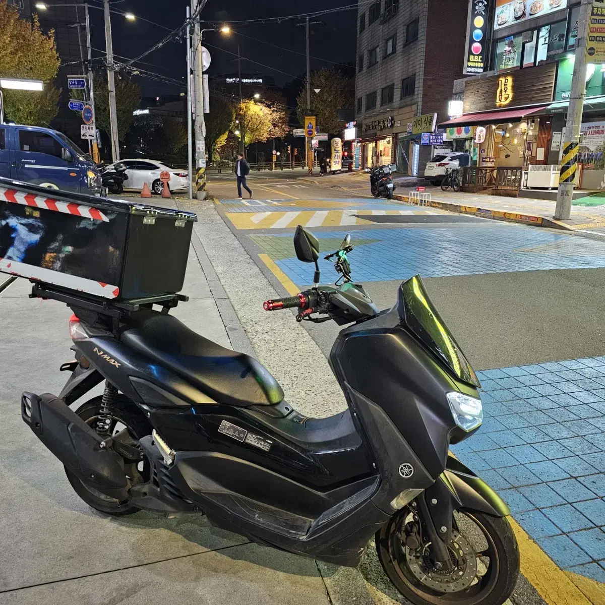 Nmax125 23년식 14000km 신차급 285만원 싸게 판매합니다!